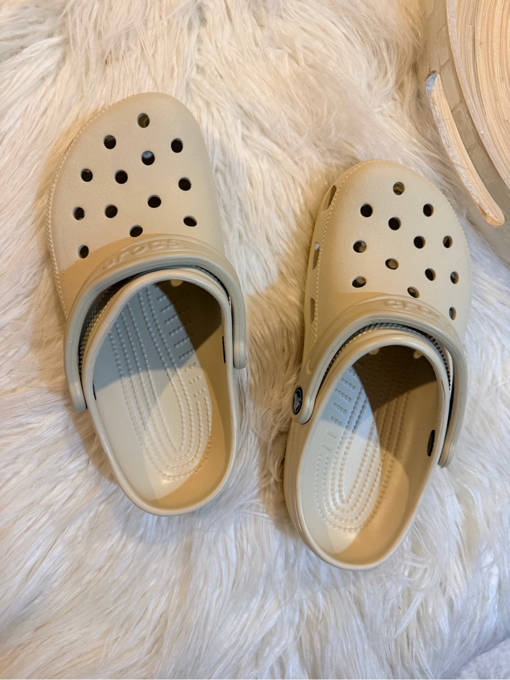 New Crocs - Picture 6 of 8